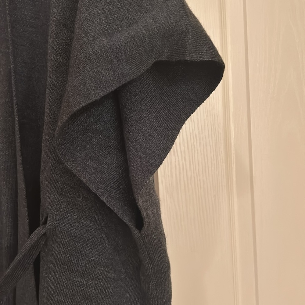 Loft Open Tie Wrap - Picture 3 of 5